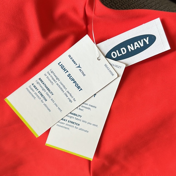 NWT - Red Old Navy Active Tank Sz: M - Picture 3 of 3